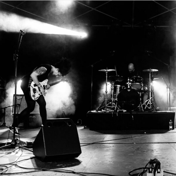 Asbest live at Hirscheneck by Anna Wirz